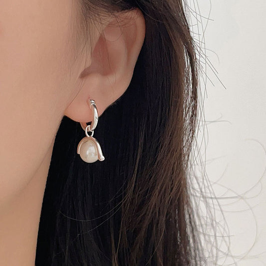 Eleganti Orecchini da Affari in Argento Sterling 925 Placcato Oro a Goccia con Intarsio di Perle Rotonde e Design Geometrico