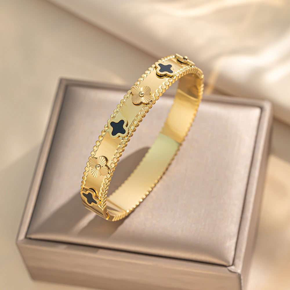 Bracciale Minimalista in Acciaio Inossidabile da Donna con Placcatura in Acciaio al Titanio e Intarsio di Strass a Forma Geometrica Ovale