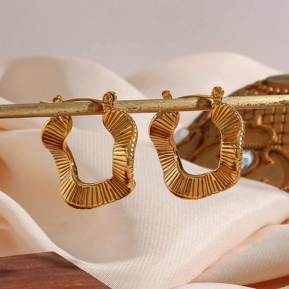 Orecchini da donna in acciaio inossidabile placcati oro 18 carati con forme geometriche irregolari e alla moda