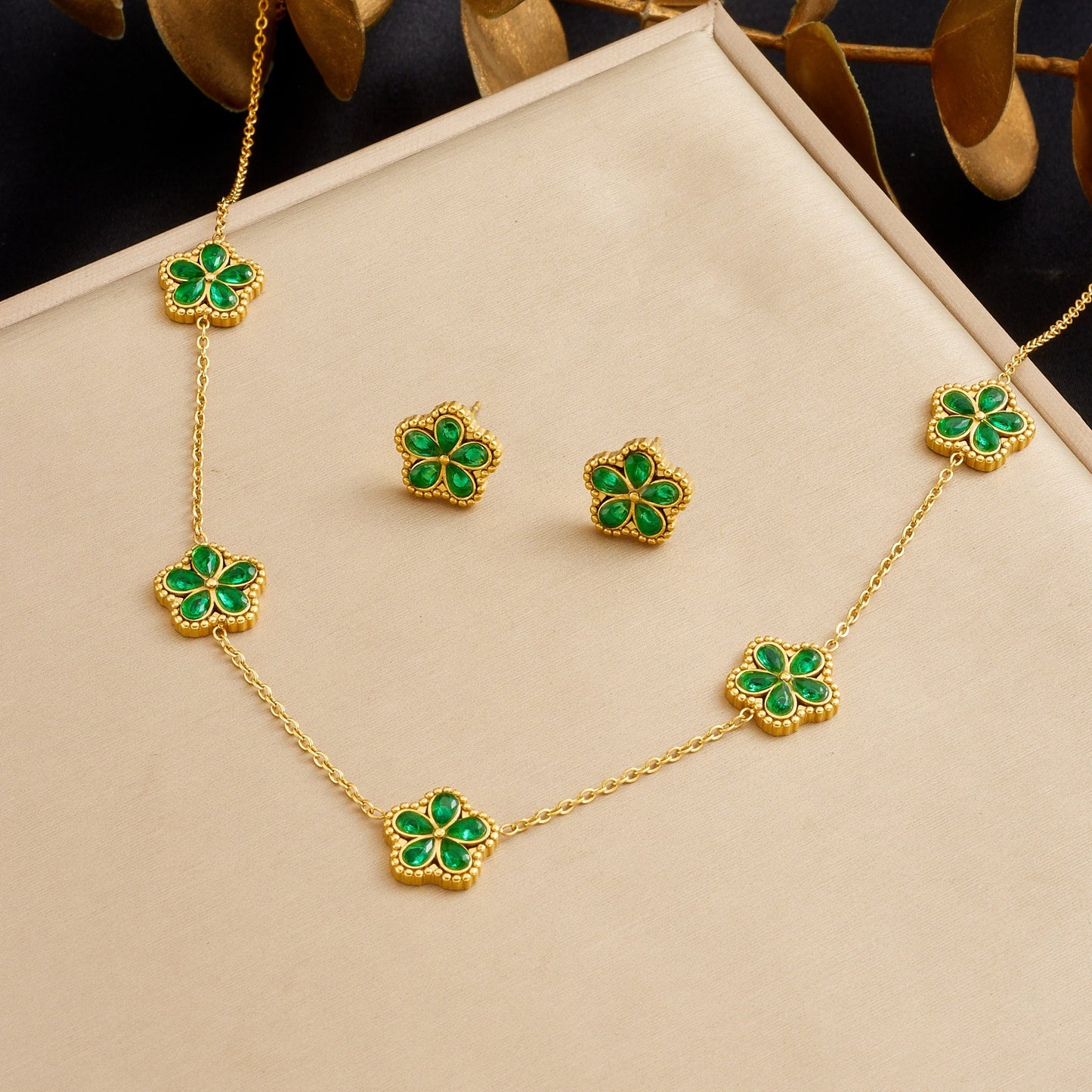 Vintage Elegant Gold Plated Stainless Steel Flower Rhinestone Jewelry Set for Women