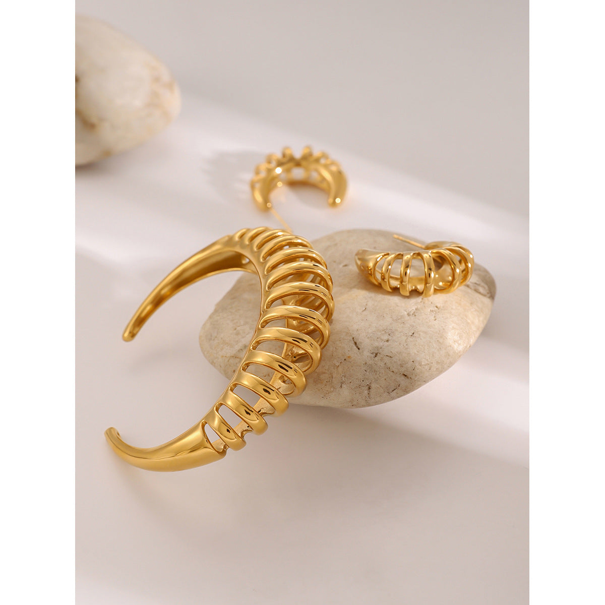 Pendientes de mujer con diseño de malla de acero inoxidable chapado en oro de 18 quilates, estilo "Ins" a la moda