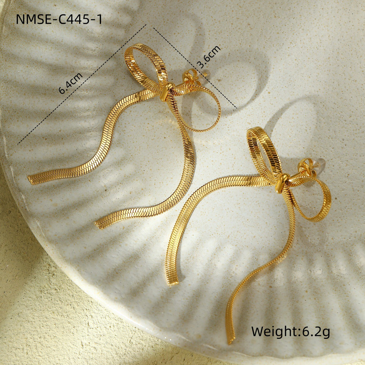 Vintage Bowknot Heart-Shaped Titanium Steel Stud Earrings with Plating Finish for Women