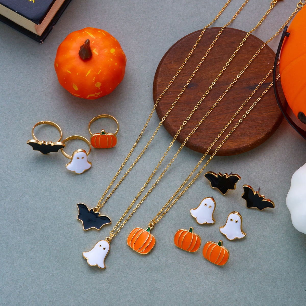 Gothic Cartoon Alloy Plated Necklace with Bat Pumpkin Ghost Charms for Women Halloween Party