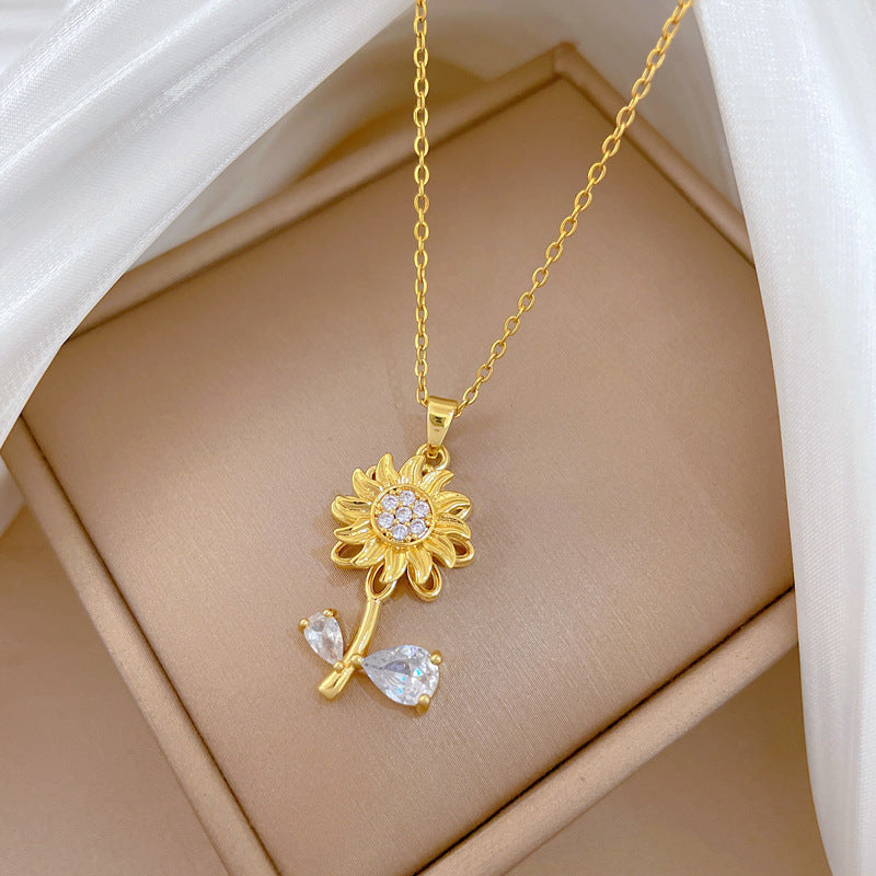 Sweet Minimalist Geometric Floral Rhinestone Plated Titanium Steel Necklace with Brass Pendant for Unisex