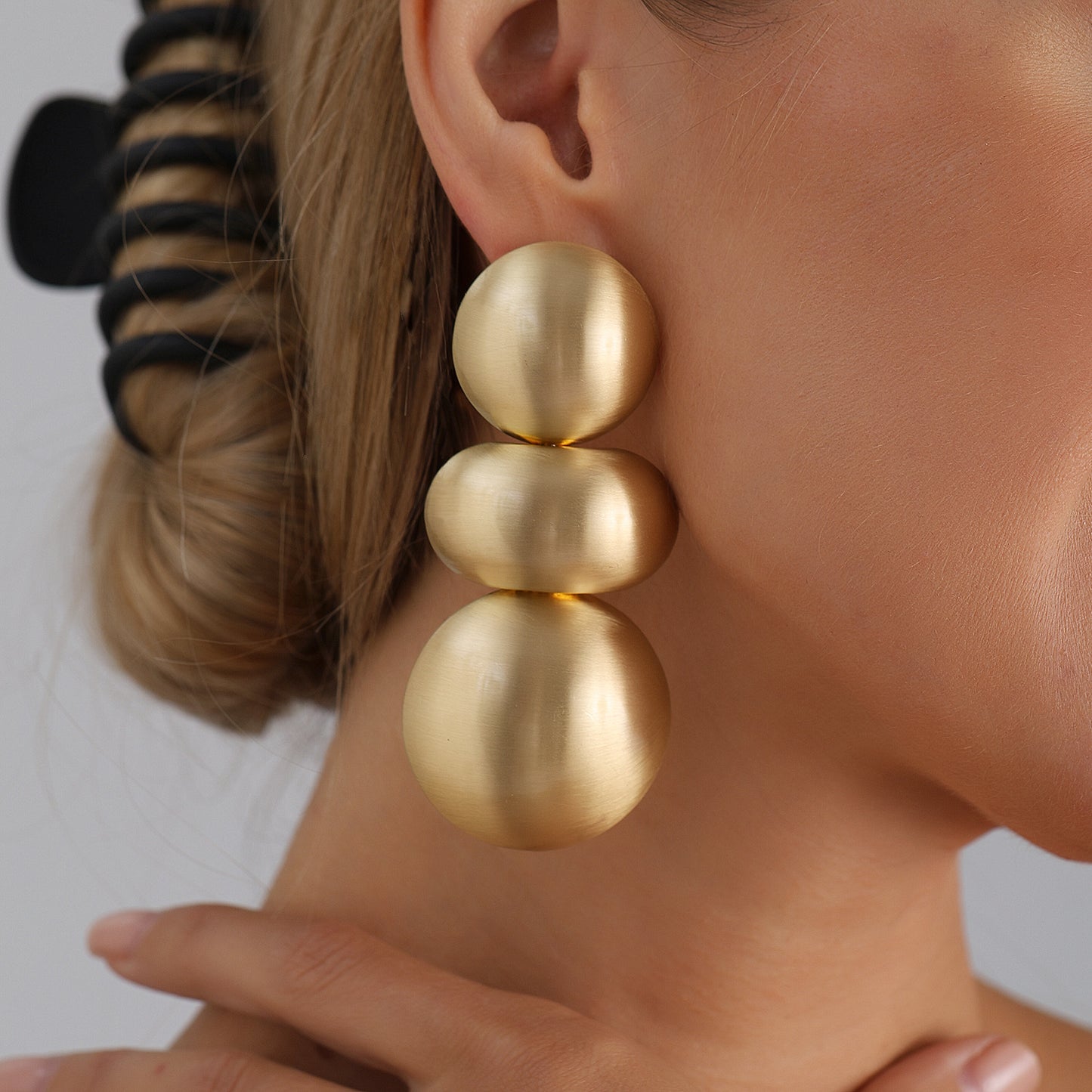 Vintage Geometric Round Stud Earrings in Zinc Alloy with Electroplated Finish for Women