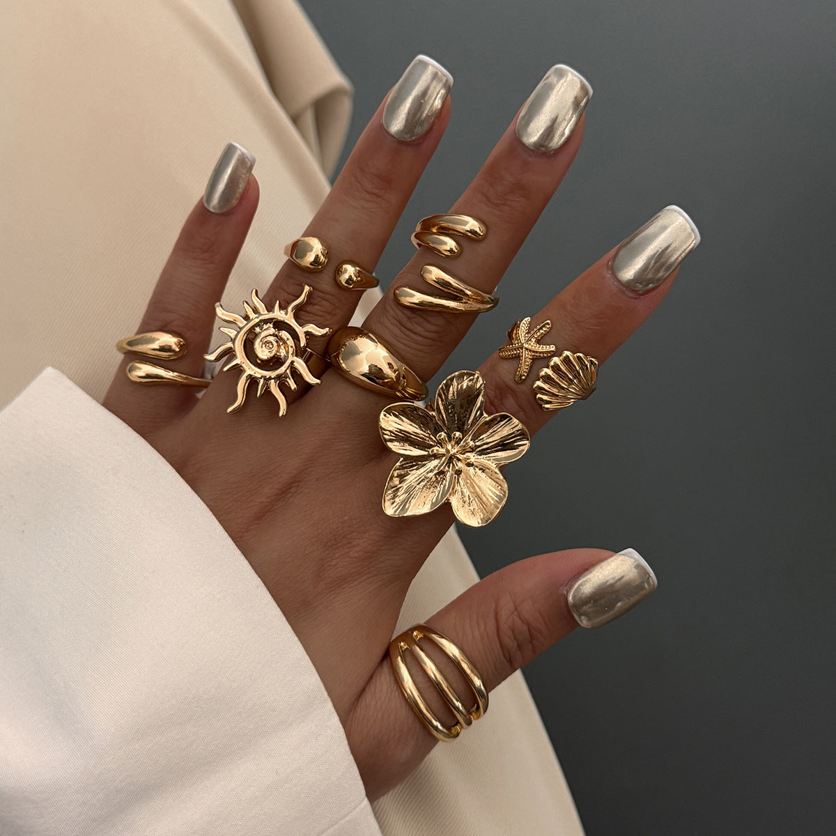 Tropical Starfish and Seashell Alloy Ring with Plated Finish for Women, Geometric and Animal-Shaped Statement Jewelry