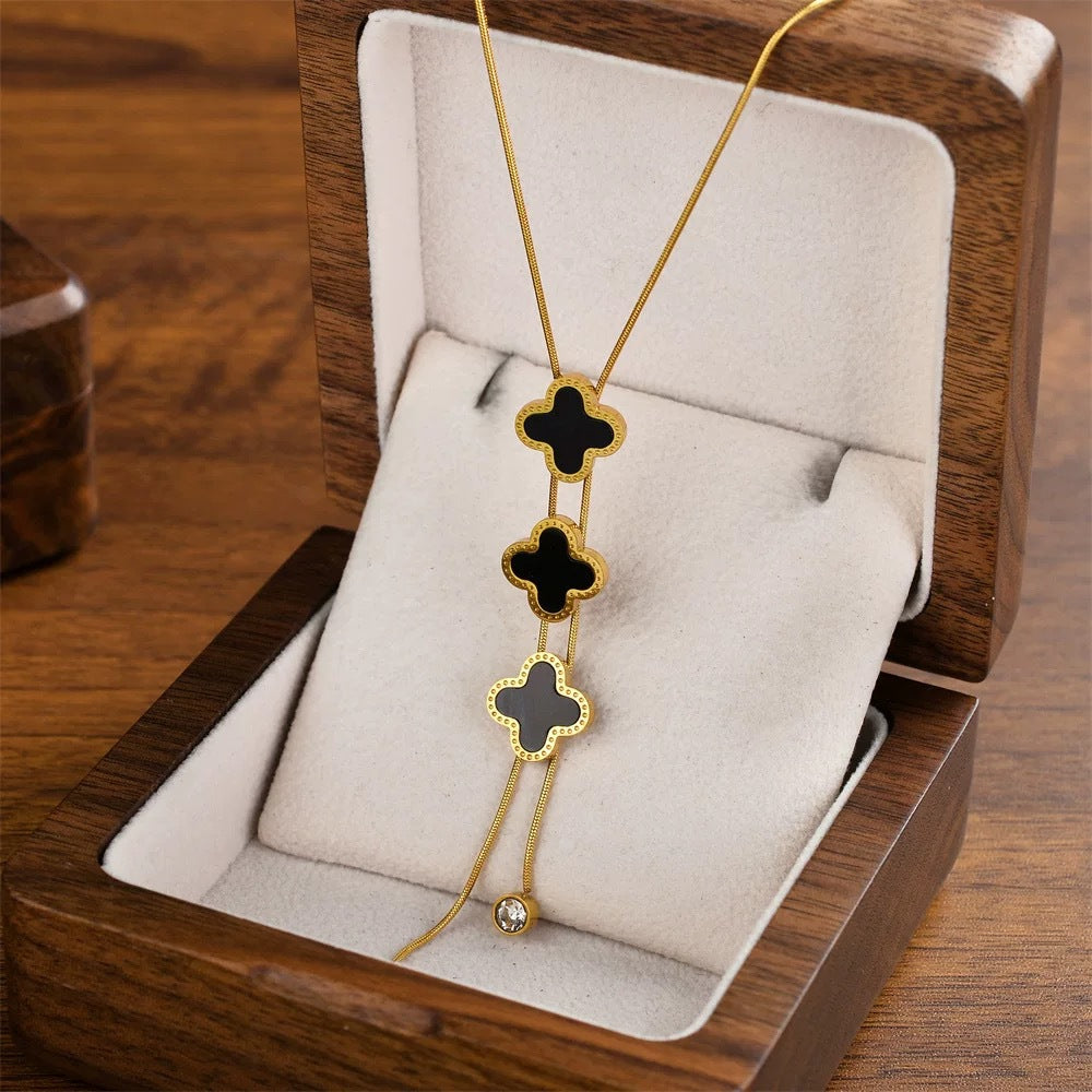 Minimalist Luxury Titanium Steel Plated Four-Leaf Clover Plant Pendant Necklace for Unisex