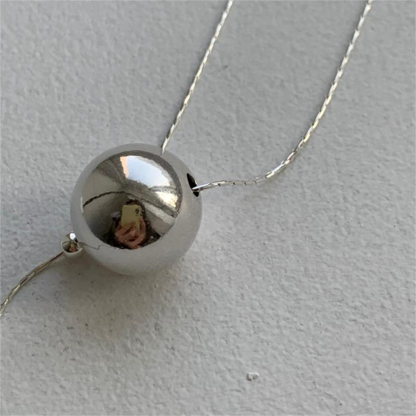Collar de Plata de Ley 925 Minimalista Geométrico Tono Arcoíris con Cadena de Serpiente y Cierre de Cordón