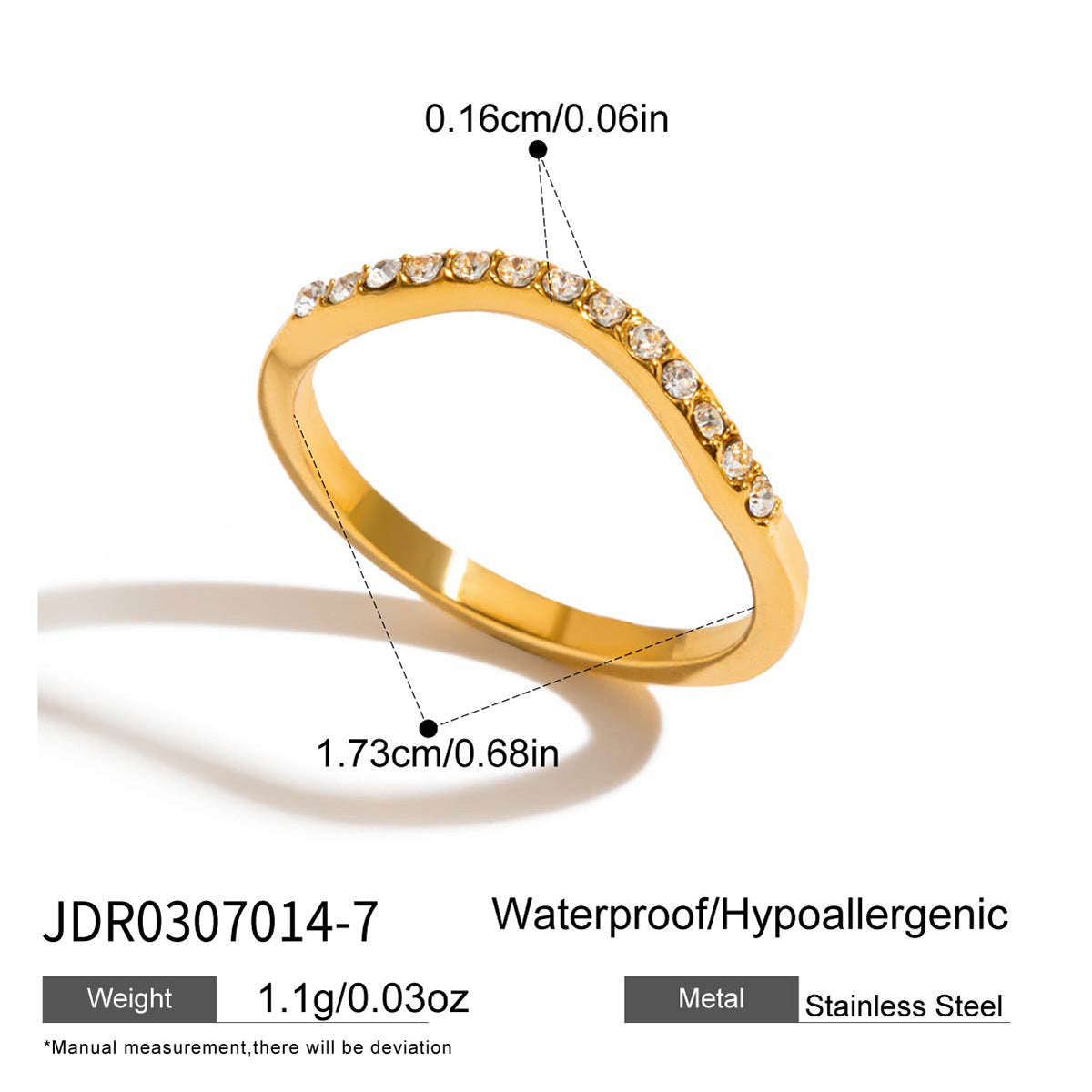 Anello in acciaio al titanio geometrico a forma di gatto con accenti di zirconi, placcato oro PVD sottovuoto, gioielli da donna all'avanguardia