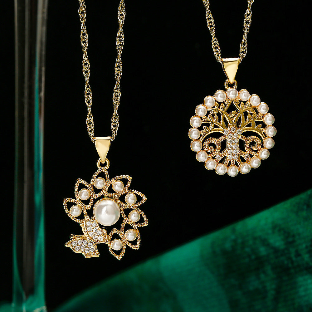 Elegante Collana Pendente da Donna a Farfalla e Albero in Rame Placcato Oro con Zirconi e Perle