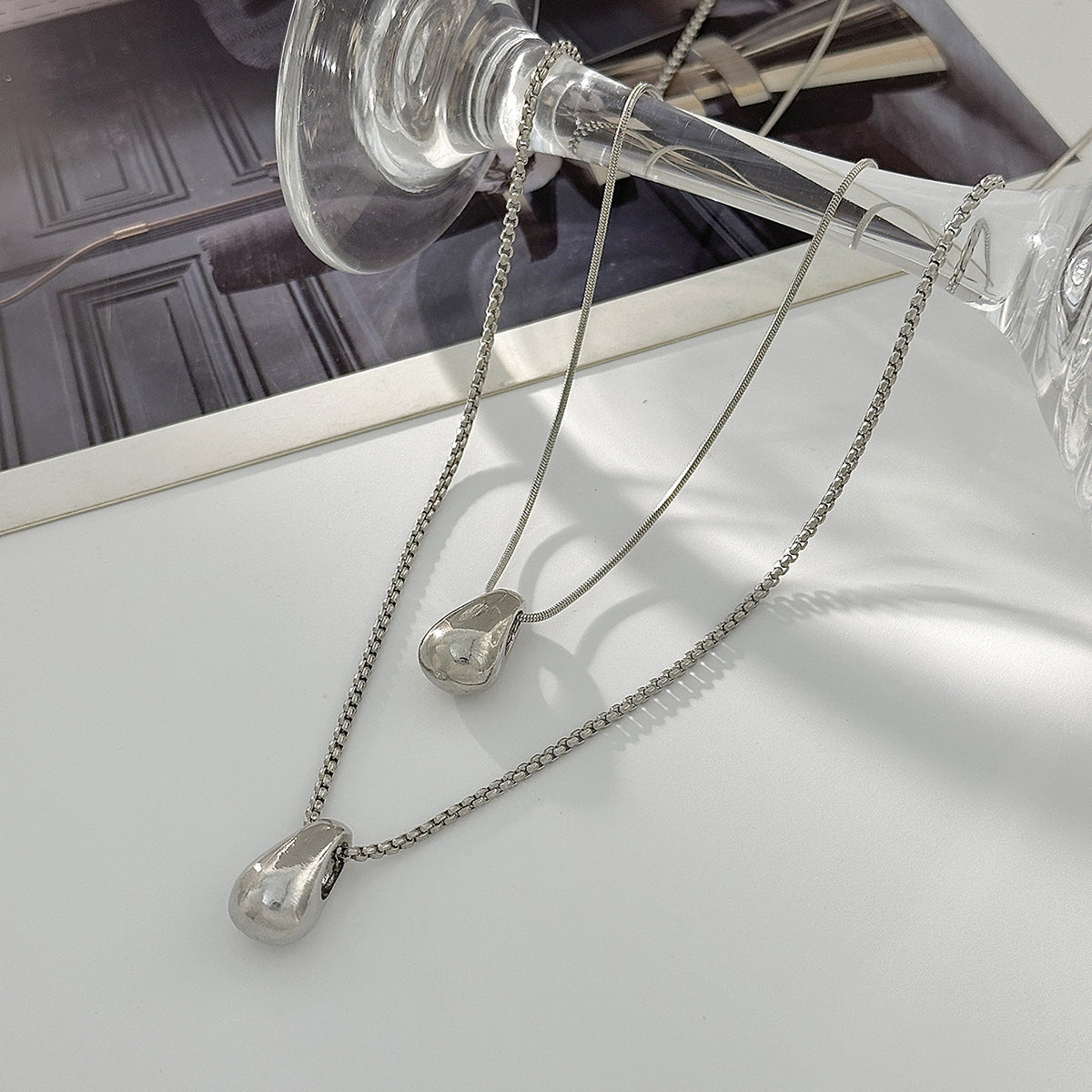 Minimalist Luxury Teardrop Geometric Zinc Alloy Plated Pendant Necklace Double Layer Cable Chain for Women