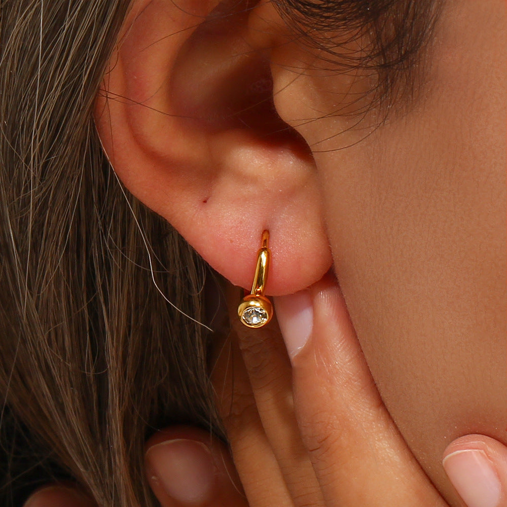 Minimalist Luxury Geometric Stainless Steel Hoop Earrings with 18K Gold Plating and Round Zirconia