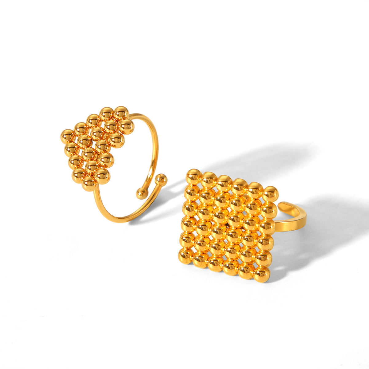 Anello da donna minimalista a forma di cuore in acciaio inossidabile placcato oro 18 carati