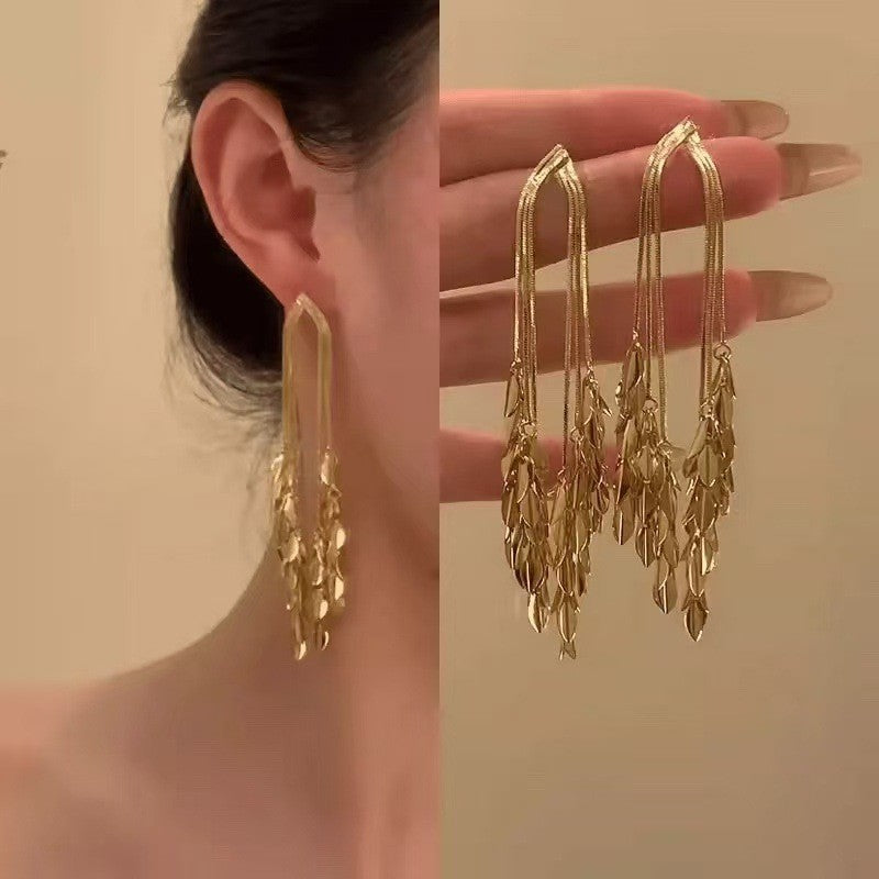 Orecchini a perno geometrici minimalisti in metallo con finitura placcata da donna