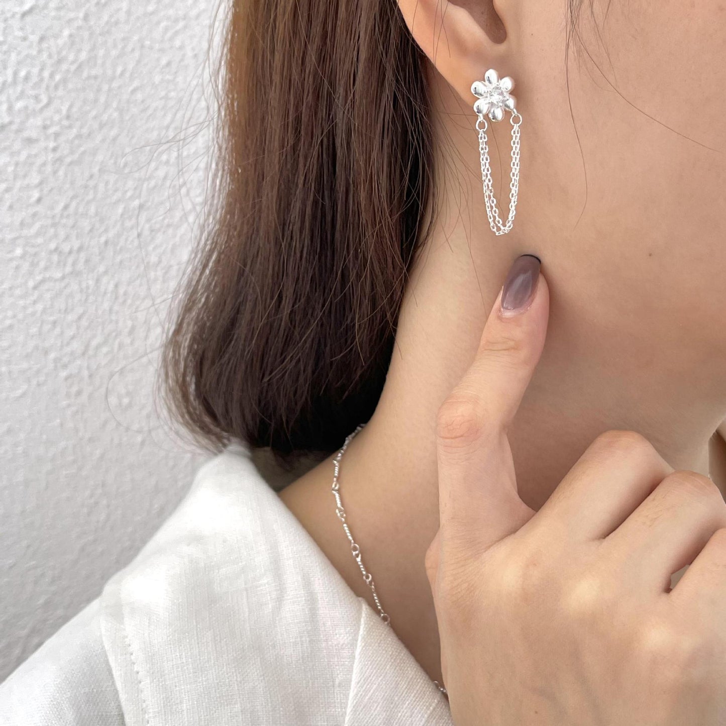 Pendientes de Botón de Plata Esterlina 925 Hechos a Mano con Diseño Floral en Forma de Estrella para Mujer, con un Fresco y Dulce Diseño Inspirado en el Jardín
