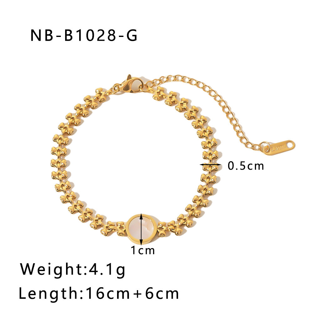 Bracciale Minimalista con Cuore in Madreperla Bianca, Catena in Acciaio Inossidabile e Placcatura in Oro 18K