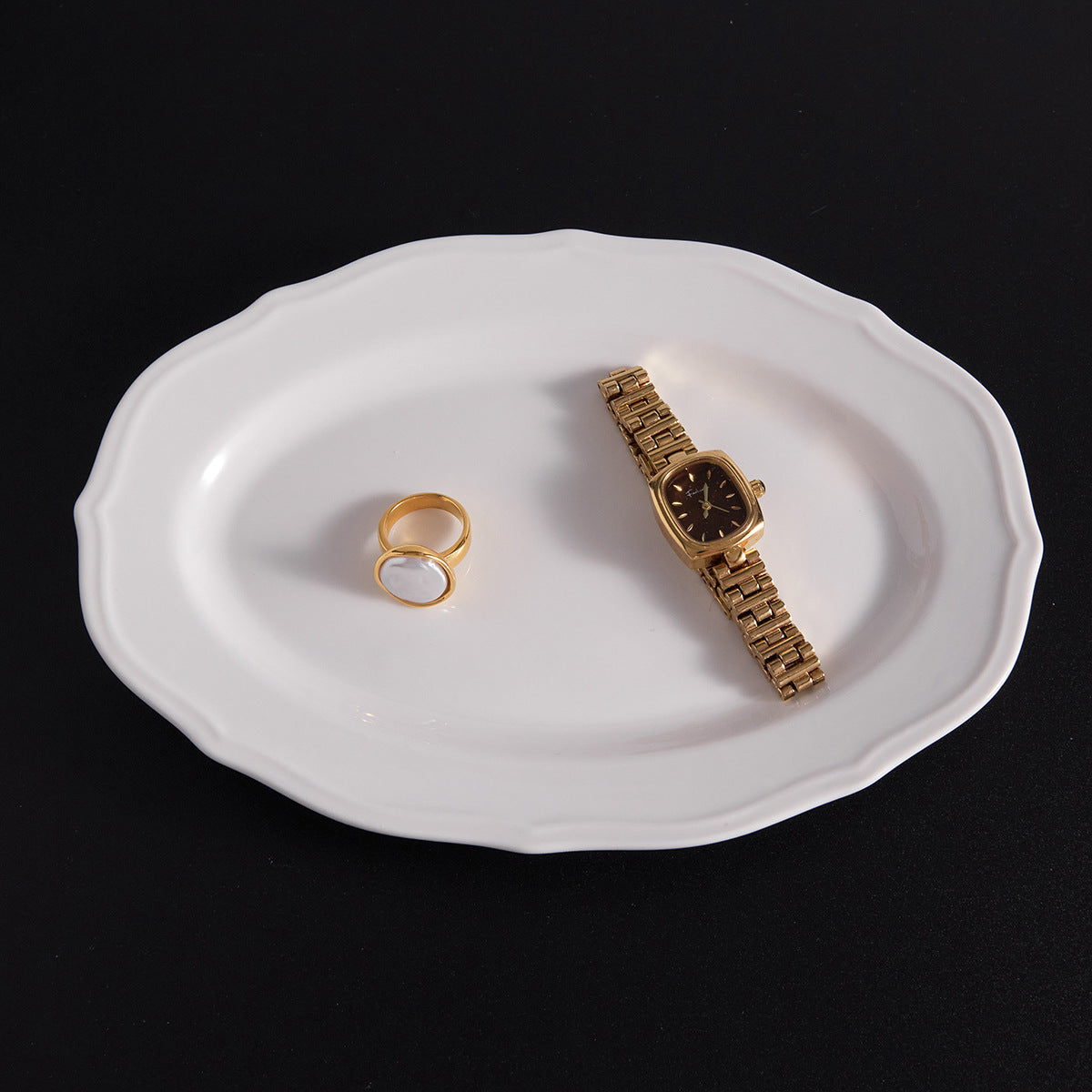 Anello Minimalista Geometrico in Acciaio Inox con Intarsio di Perla per Donna, Gioielli di Moda Placcati Oro PVD Sottovuoto