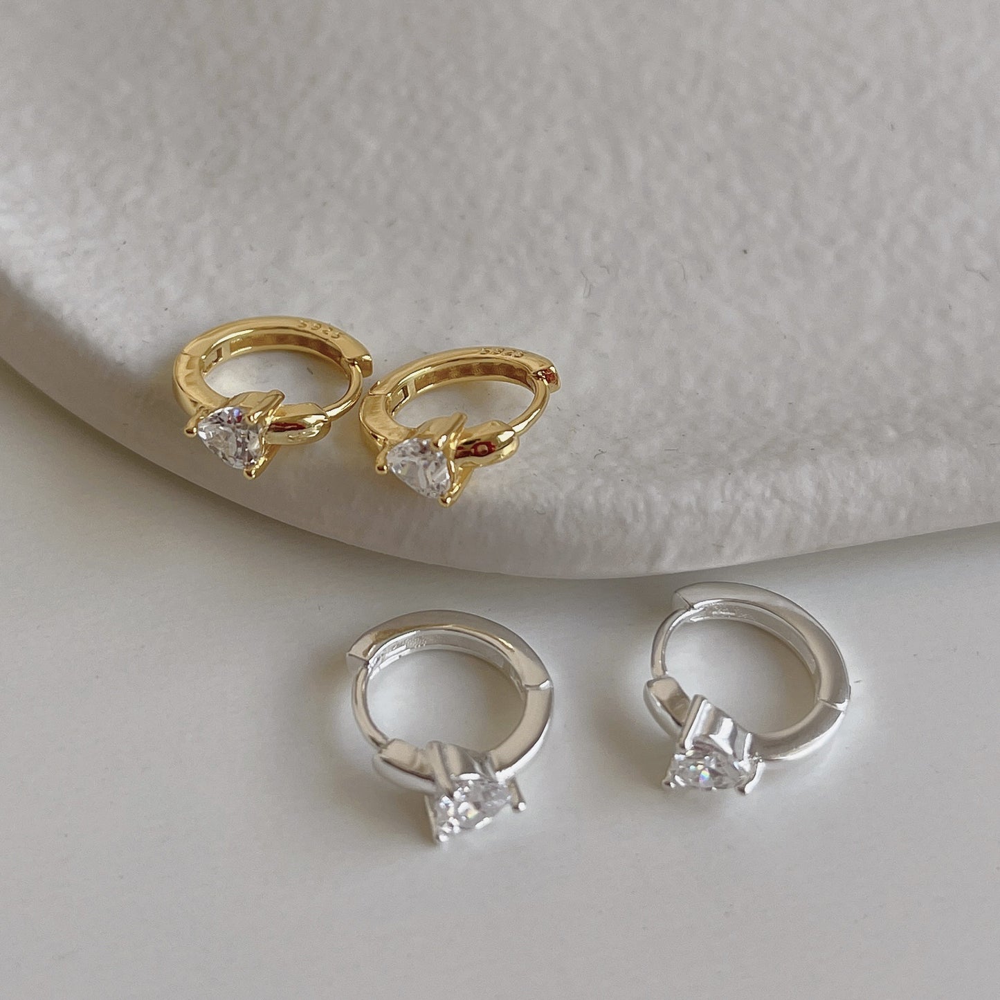 Minimalist Star-Shaped S925 Sterling Silver Hoop Earrings with Cubic Zirconia Inlay