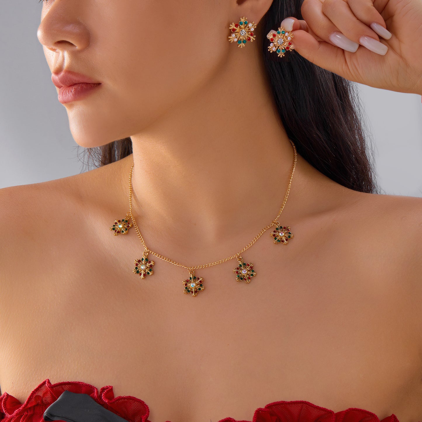 Christmas-Themed Snowflake Pendant Necklace and Earrings Set for Women Alloy with Enamel Finish and Rhinestone Inlay
