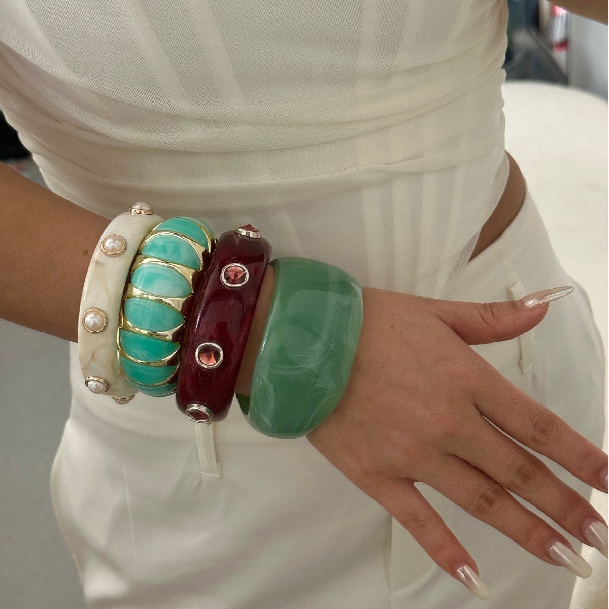Geometric Rhinestone Inlaid Polished Acrylic Bracelet for Women