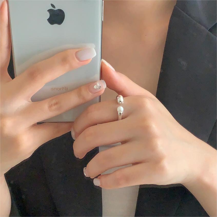 Minimalist Heart-Shaped 925 Sterling Silver Ring with Beveled Square Accents for Women