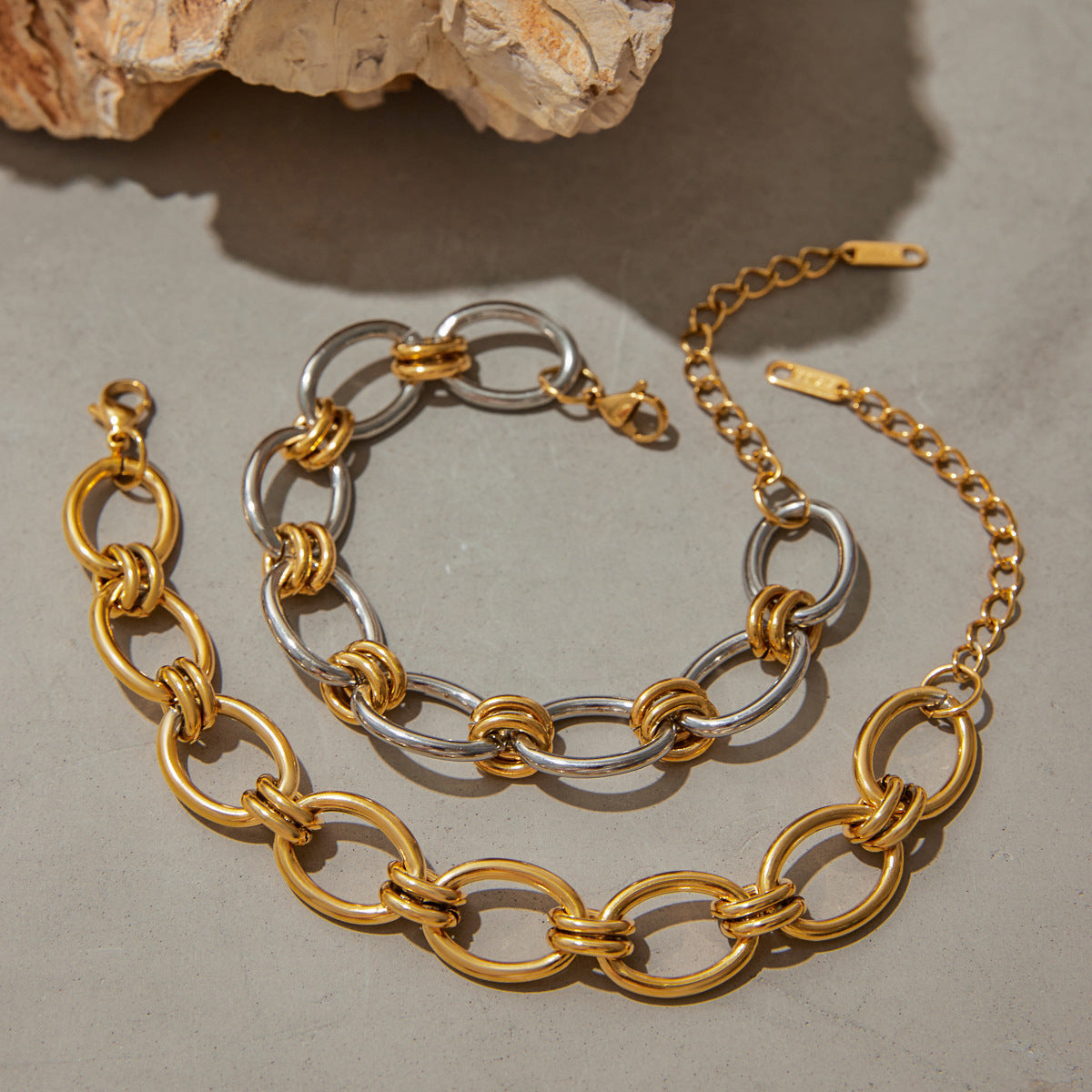Minimalist Elegant Geometric Oval Stainless Steel Plated Bracelet for Women