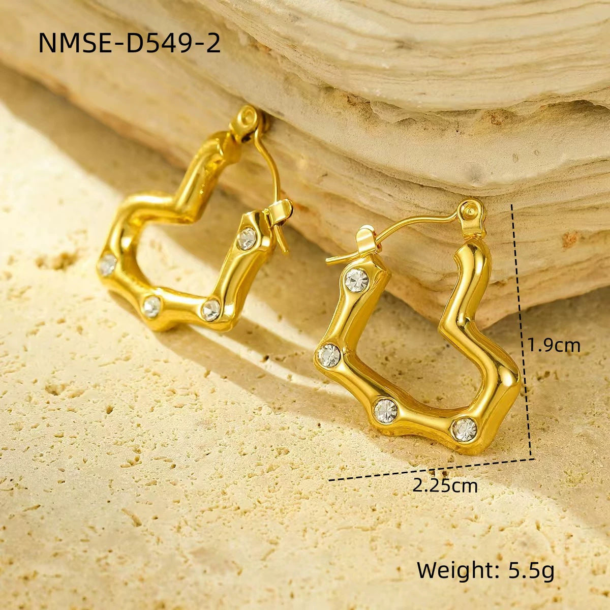 Fashionable Heart-Shaped Stainless Steel Stud Earrings with Plated Finish for Women
