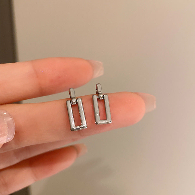Orecchini da Donna a Cerchio Geometrico in Metallo e a Perno a Cuore, Stile Vintage con Finitura Placcata