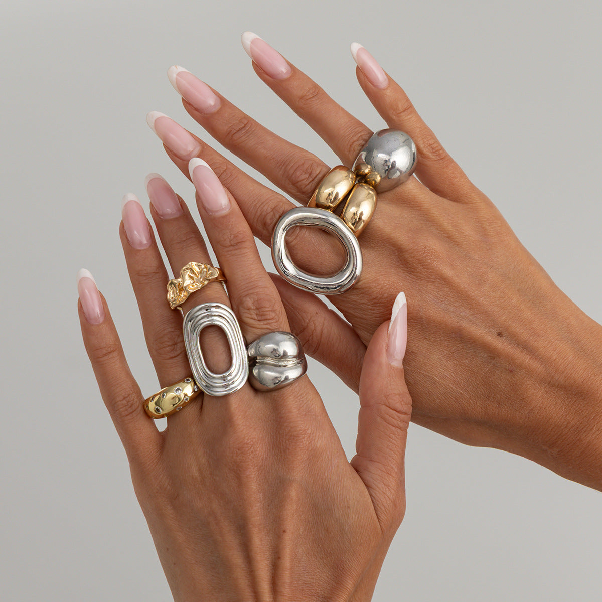 Minimalist Geometric Oval Zinc Alloy Plated Ring for Women