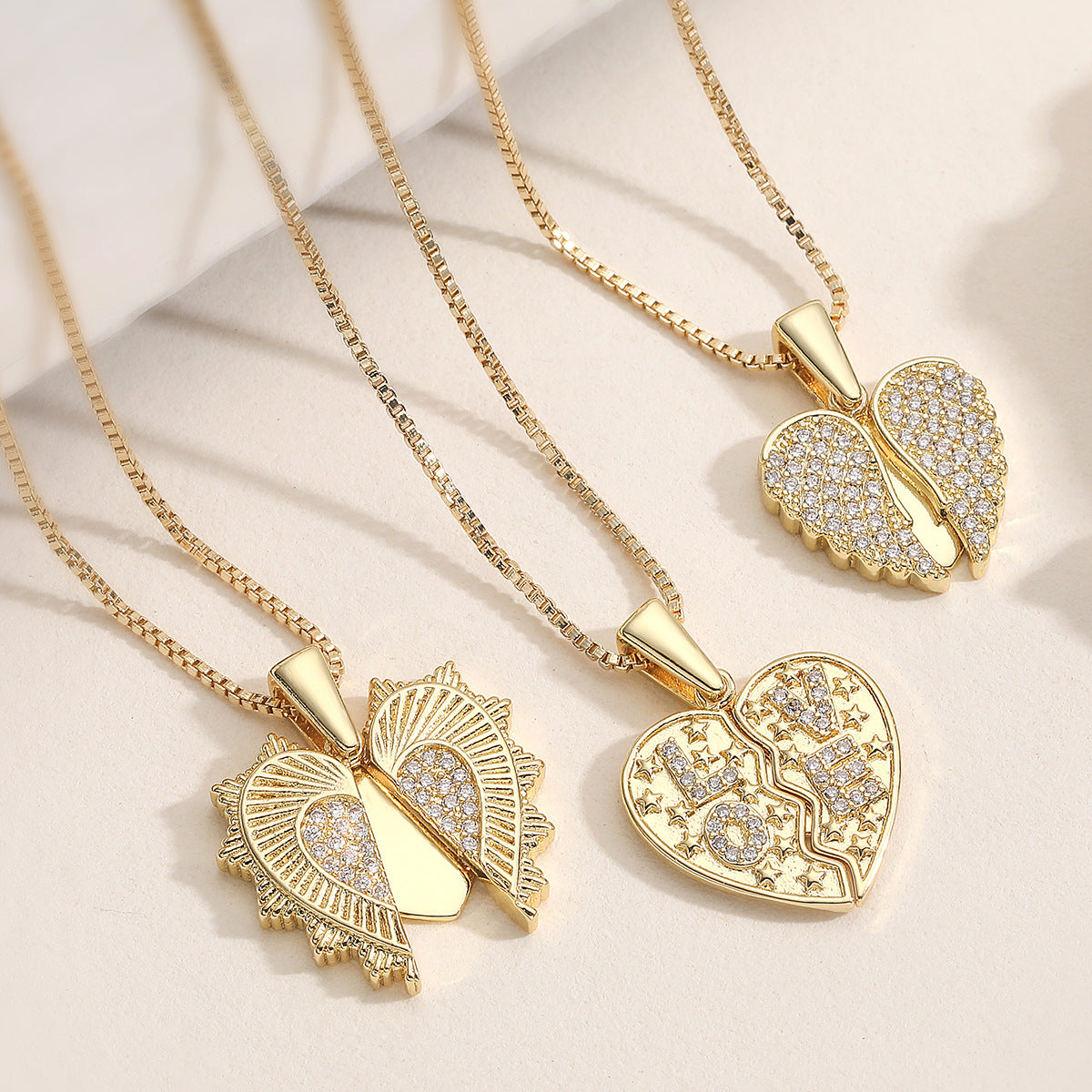 Minimalist Heart Cubic Zirconia Inlay Brass Pendant Necklace for Women