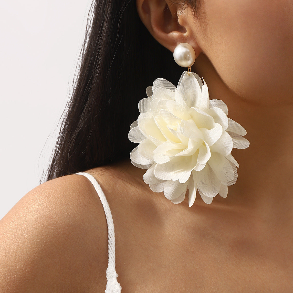 Pendientes colgantes de gasa floral dulce y perlas de imitación para mujer con diseño artesanal