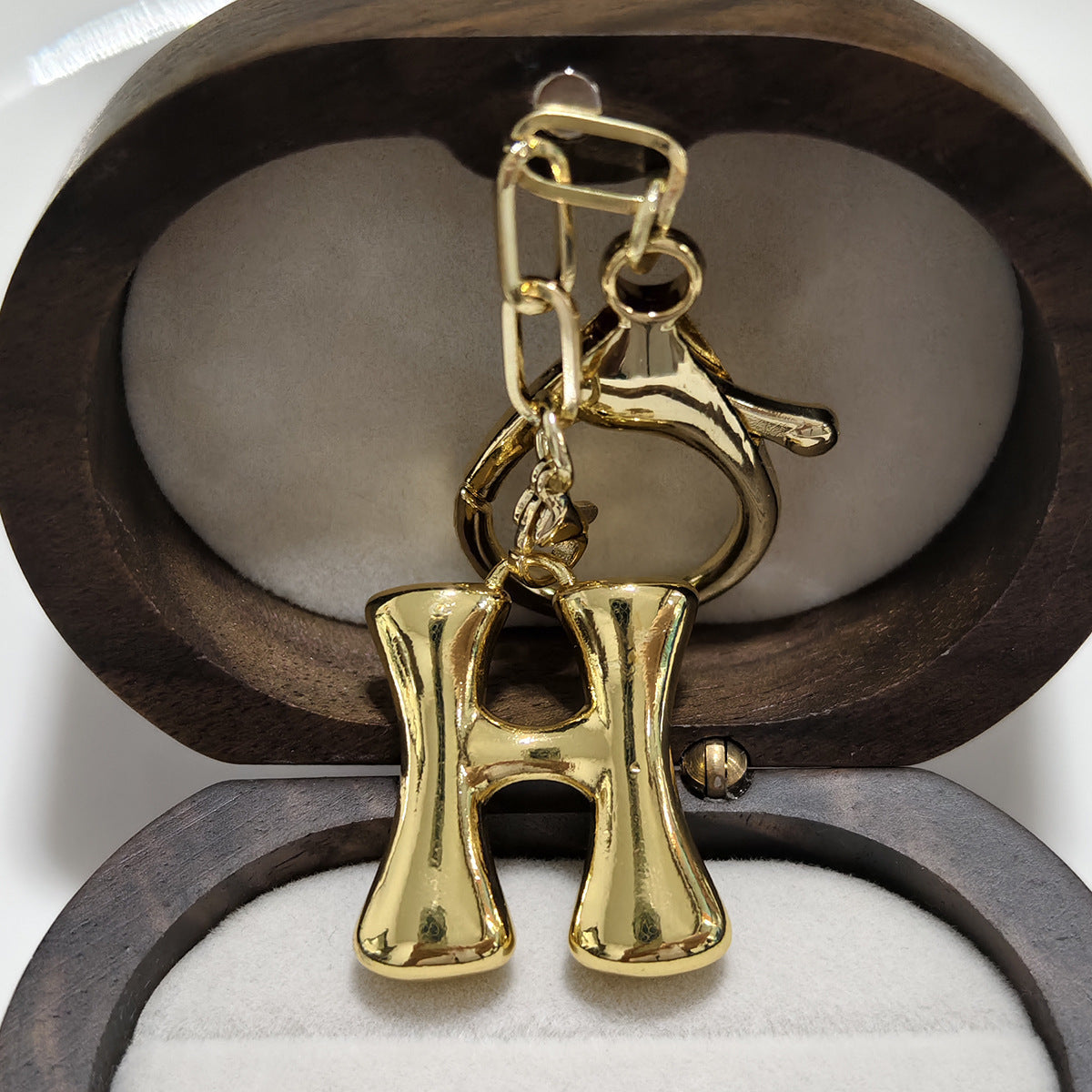Minimalist 18K Gold Plated Letter Pendant Keychain for Brass