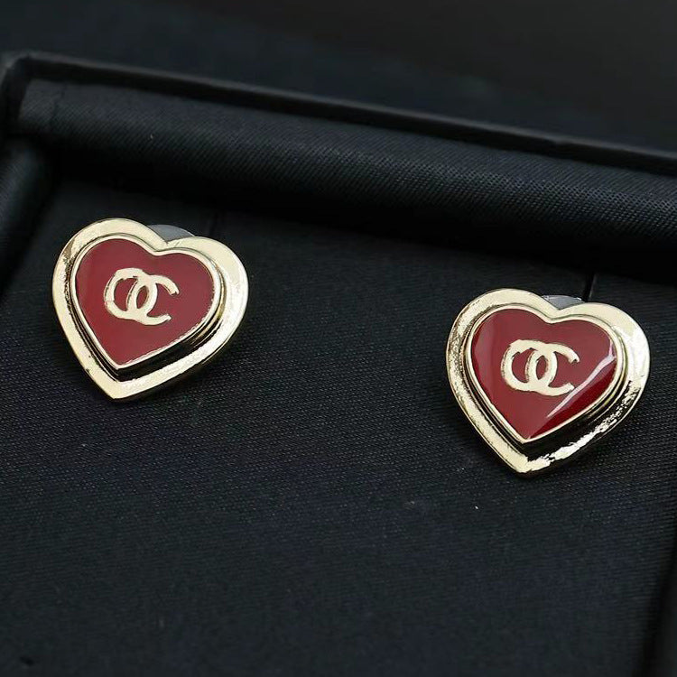 Eleganti Orecchini a Cuore con Lettera, in Ottone Placcato Oro Vintage, Intarsi in Resina e Perni in Argento Sterling 925 da Donna