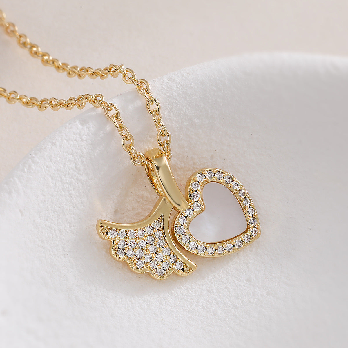 Minimalist 18K Gold Plated Brass Heart Necklace with Cubic Zirconia for Women