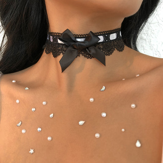 Collar corto minimalista con lazo de encaje, base de aleación y detalle de tela para mujer