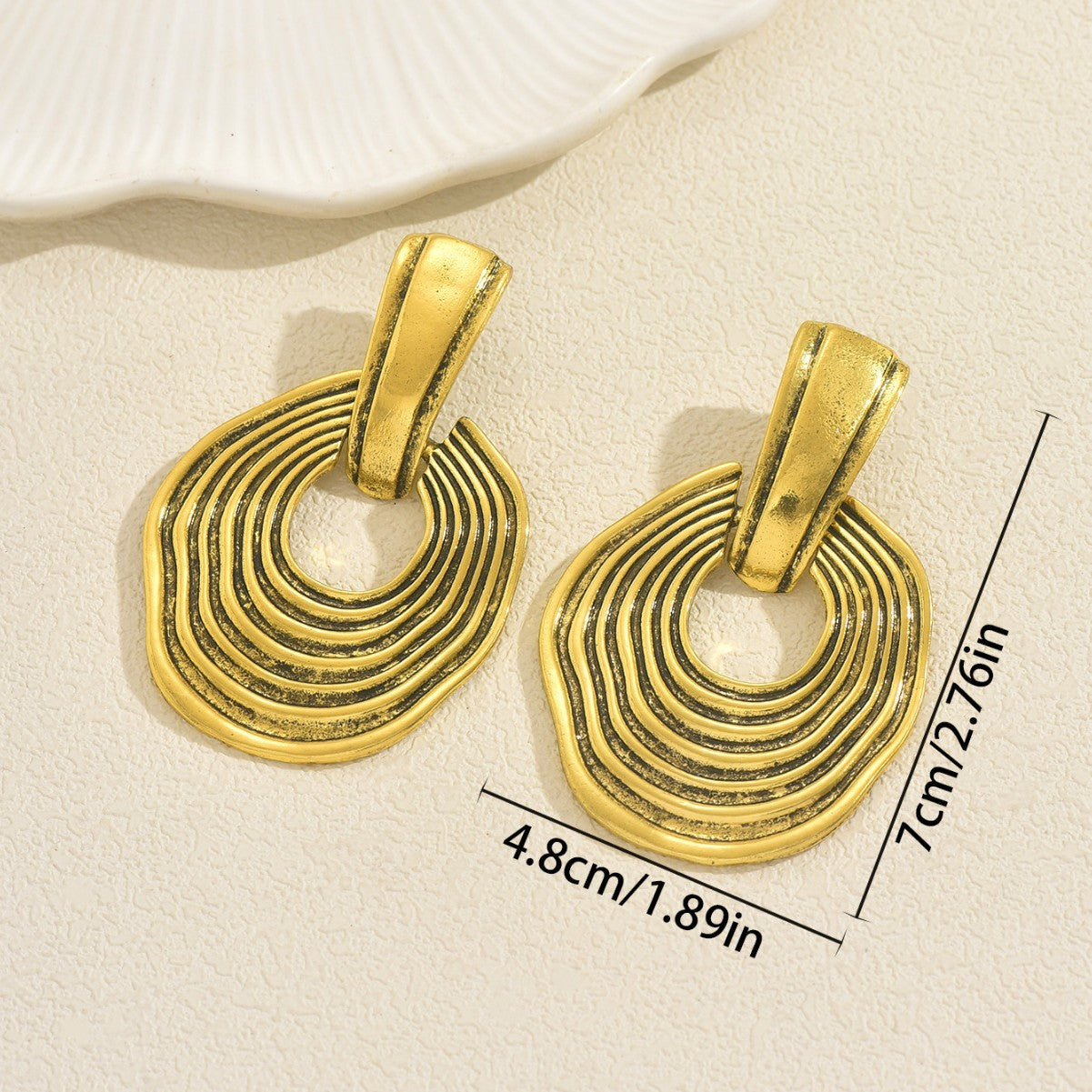 Pendientes Plegados Geométricos Minimalistas para Mujer de Aleación de Zinc Galvanizados Ligeros de Lujo Joyería de Moda para Orejas