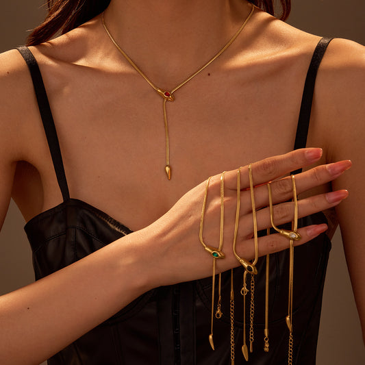 Fashionable Snake-Shaped Stainless Steel Necklace with Zircon Inlay for Women, Retro Minimalist Clavicle Chain