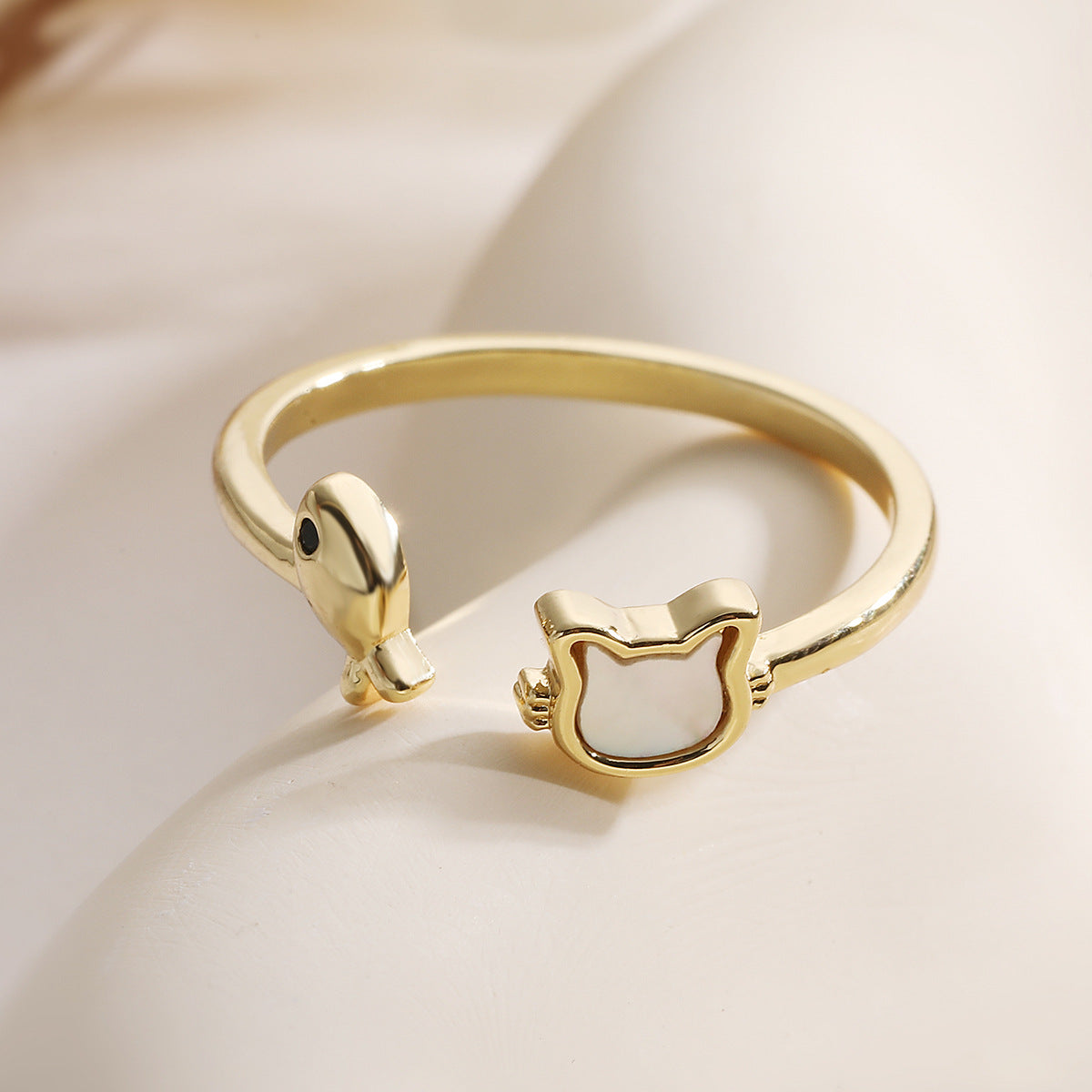 Minimalist 18K Gold Plated Geometric Cross Inlay Brass Ring for Women
