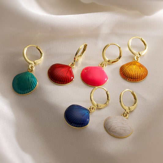 Minimalist Geometric Irregular Shell Earrings for Women with Copper Base and 18K Gold Plating and Enamel Finish