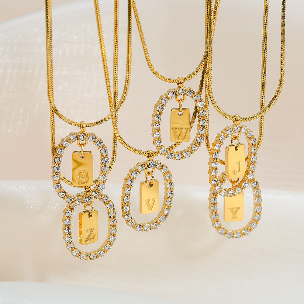 Collana da donna con ciondolo a lettera in acciaio inossidabile, minimalista, con strass, su catena snake