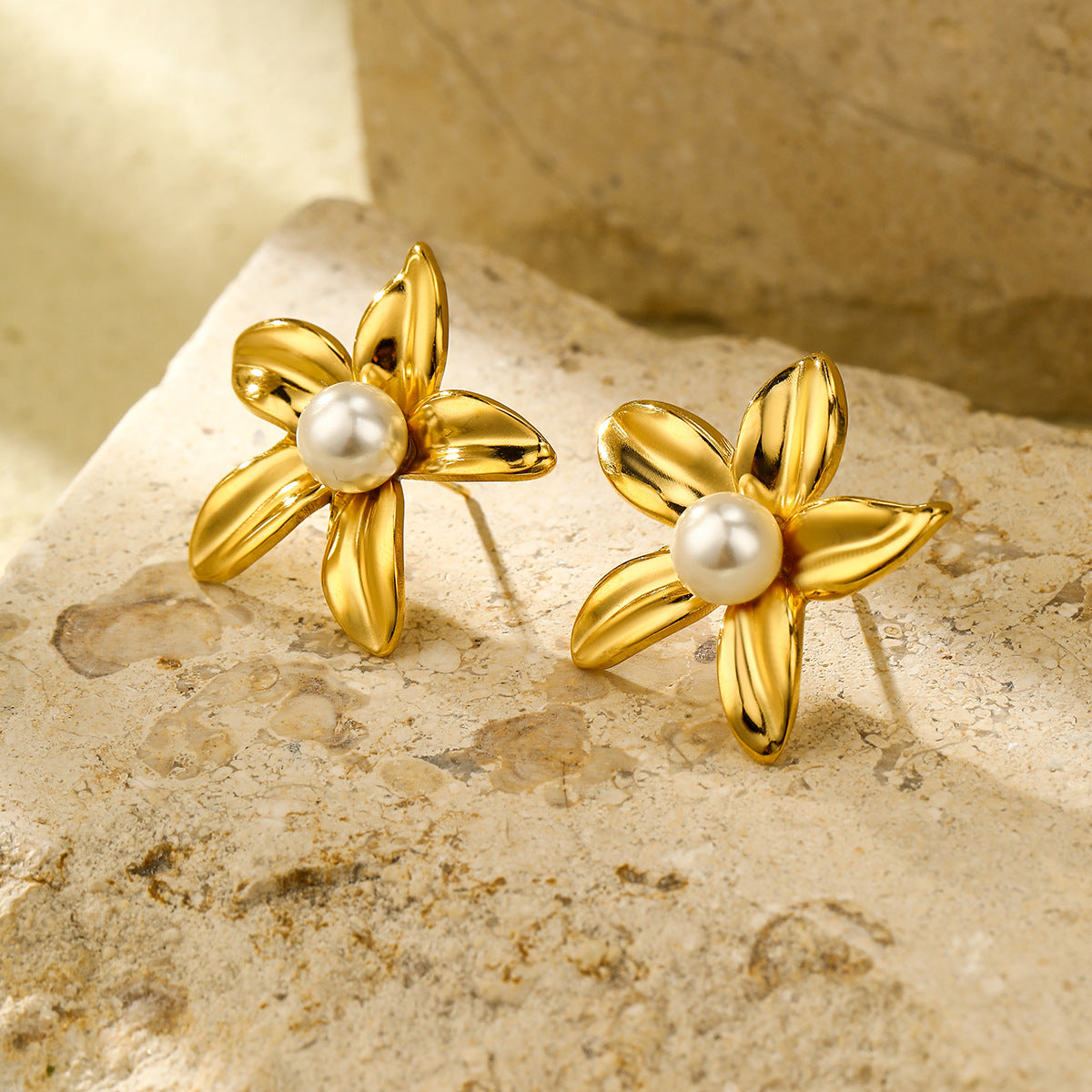 Fashionable Floral Pearl-Inlaid Titanium Steel Earrings with 18K Gold Plating for Women