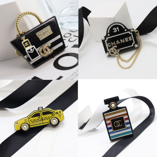 Luxury Unique Plated Acrylic Perfume Bottle Brooch