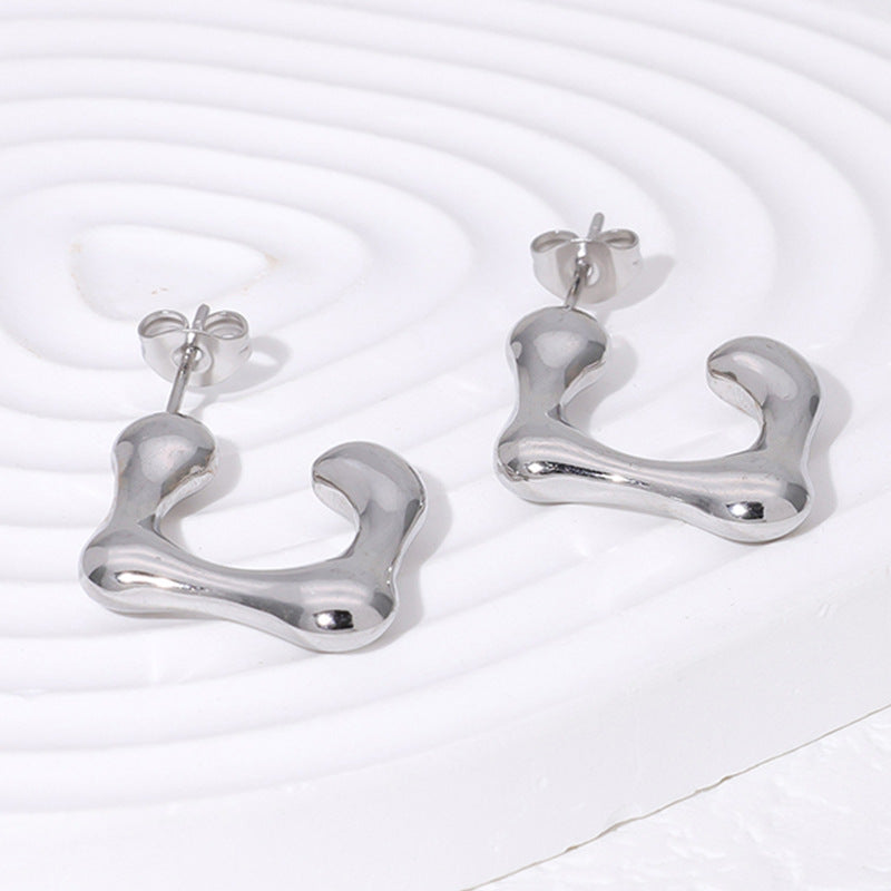 Orecchini a perno geometrici minimalisti in acciaio inossidabile placcati oro 18 carati, acciaio al titanio ipoallergenico, con accento a cuore, finitura elegante di lusso retrò