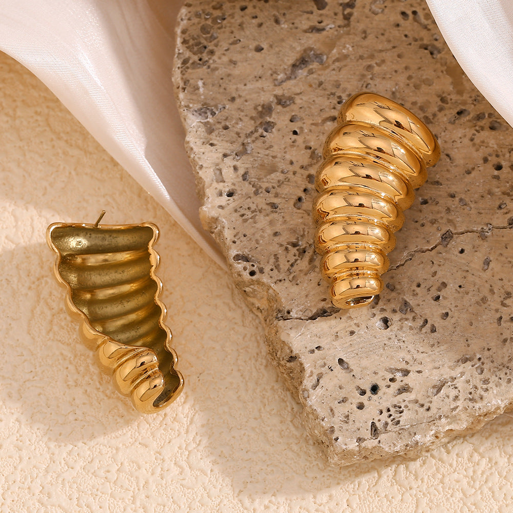 Fashionable Geometric Stainless Steel Earrings with 18K Gold Plating for Women