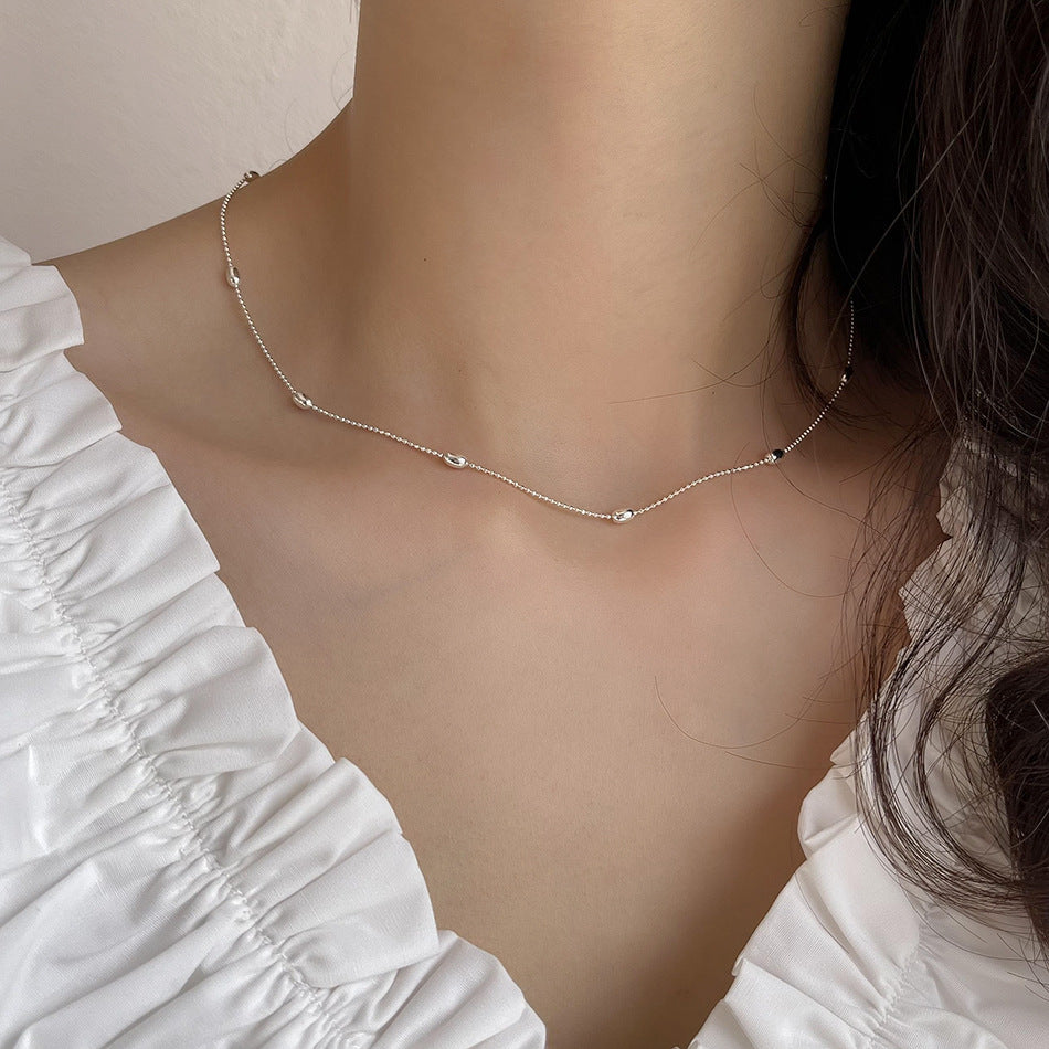 Natural and Fresh Minimalist Olive Bead Necklace for Women in 925 Sterling Silver with Pearl-Like Beads