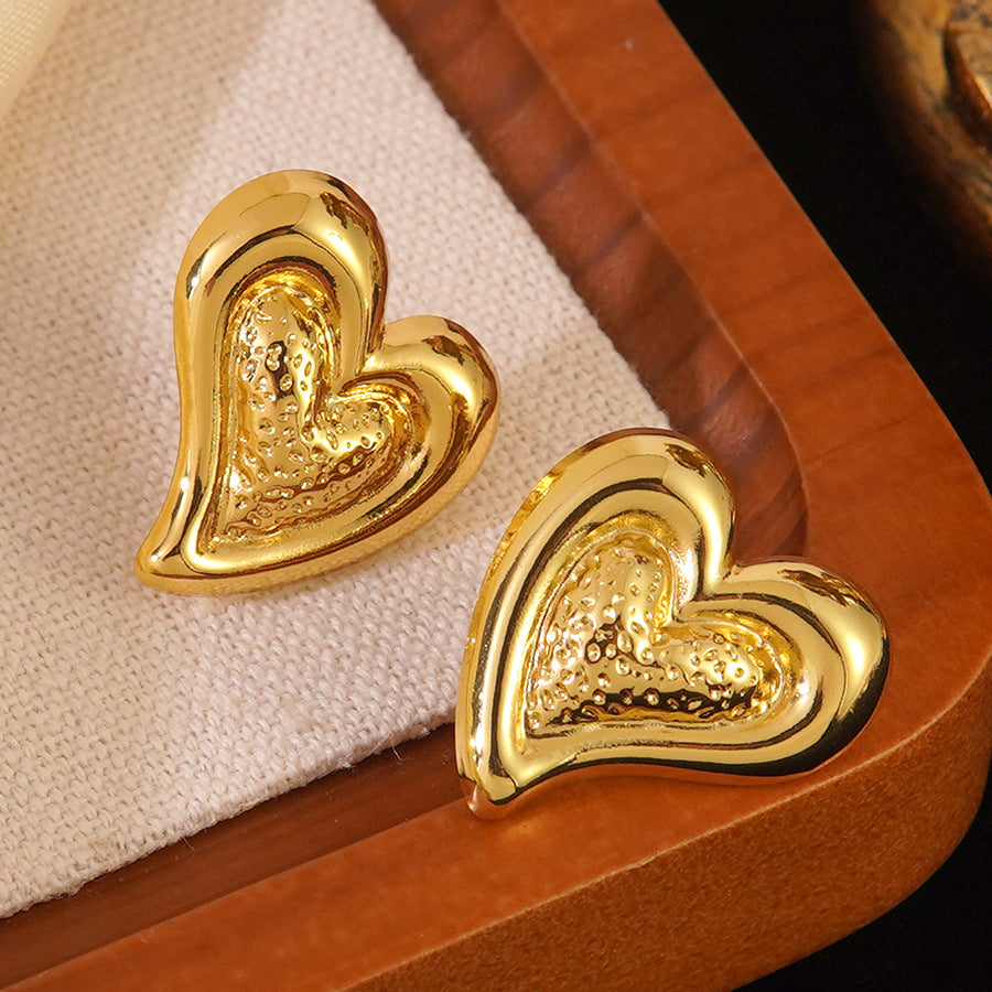 Orecchini vintage in acciaio inossidabile placcato a forma di cuore irregolare da donna