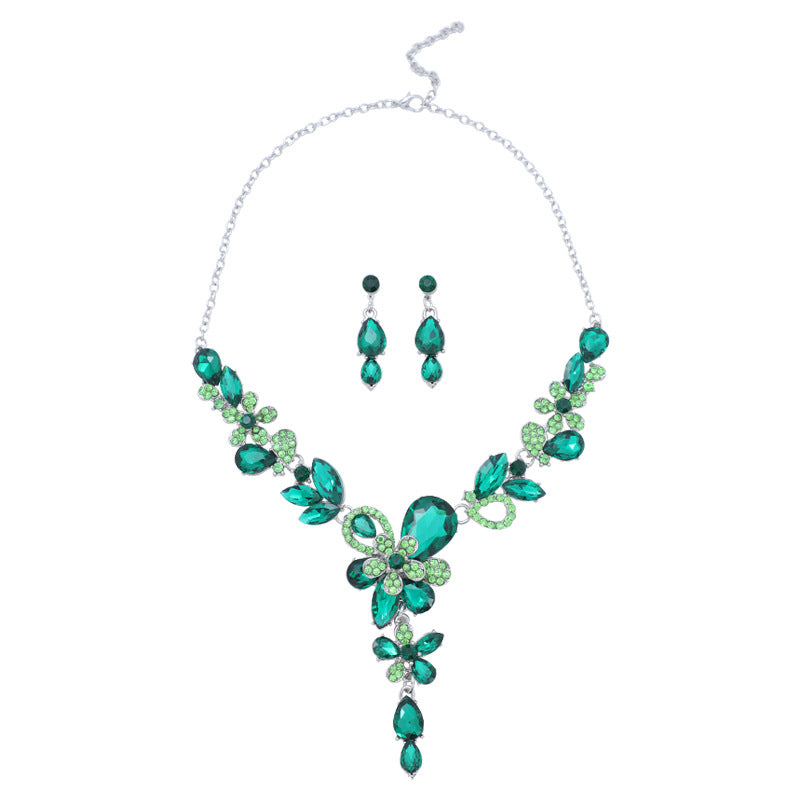 Vintage Floral Double-Layer Necklace Set with Crystal Accents in Alloy with Plated Finish and O-Chain for Women