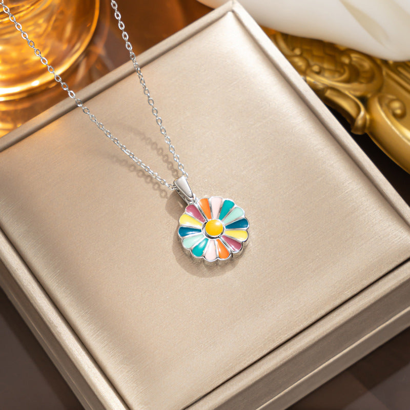 Minimalist Heart-Shaped Titanium Steel Pendant Necklace with Butterfly Charm and Engraving Space, O-Chain Locket Style for Women