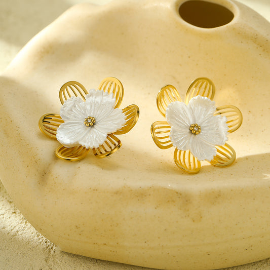 Vintage Minimalist 18K Gold Plated Stainless Steel Hollow Gardenia Flower Drop Earrings for Women