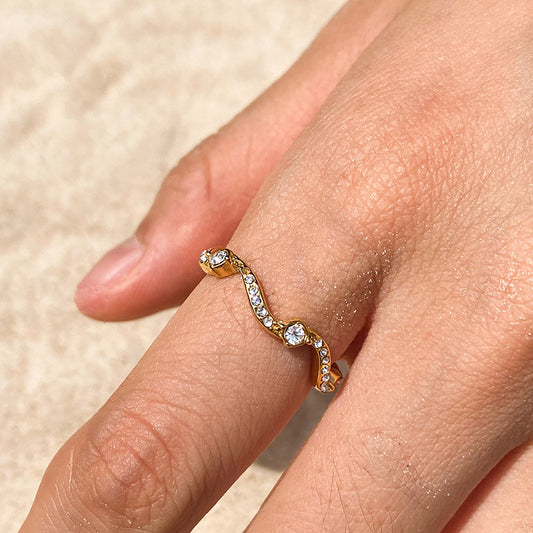 Geometric Stainless Steel Ring with Rhinestone Inlay and Plated Finish for Women, Fashionable Office-Ready Jewelry